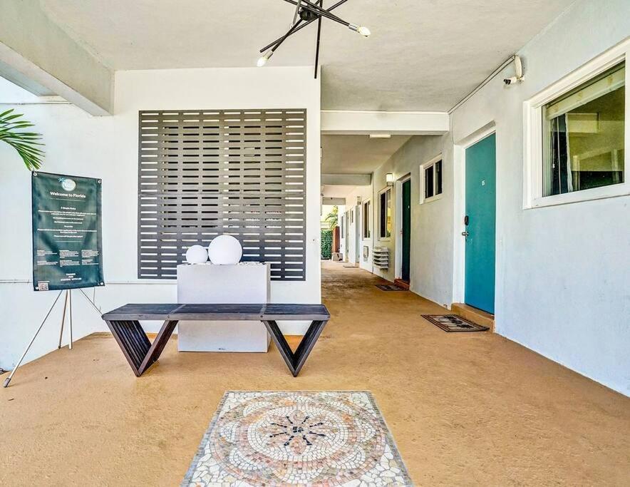 Hollywood Beach, Steps To The Beach, Pool Exterior foto